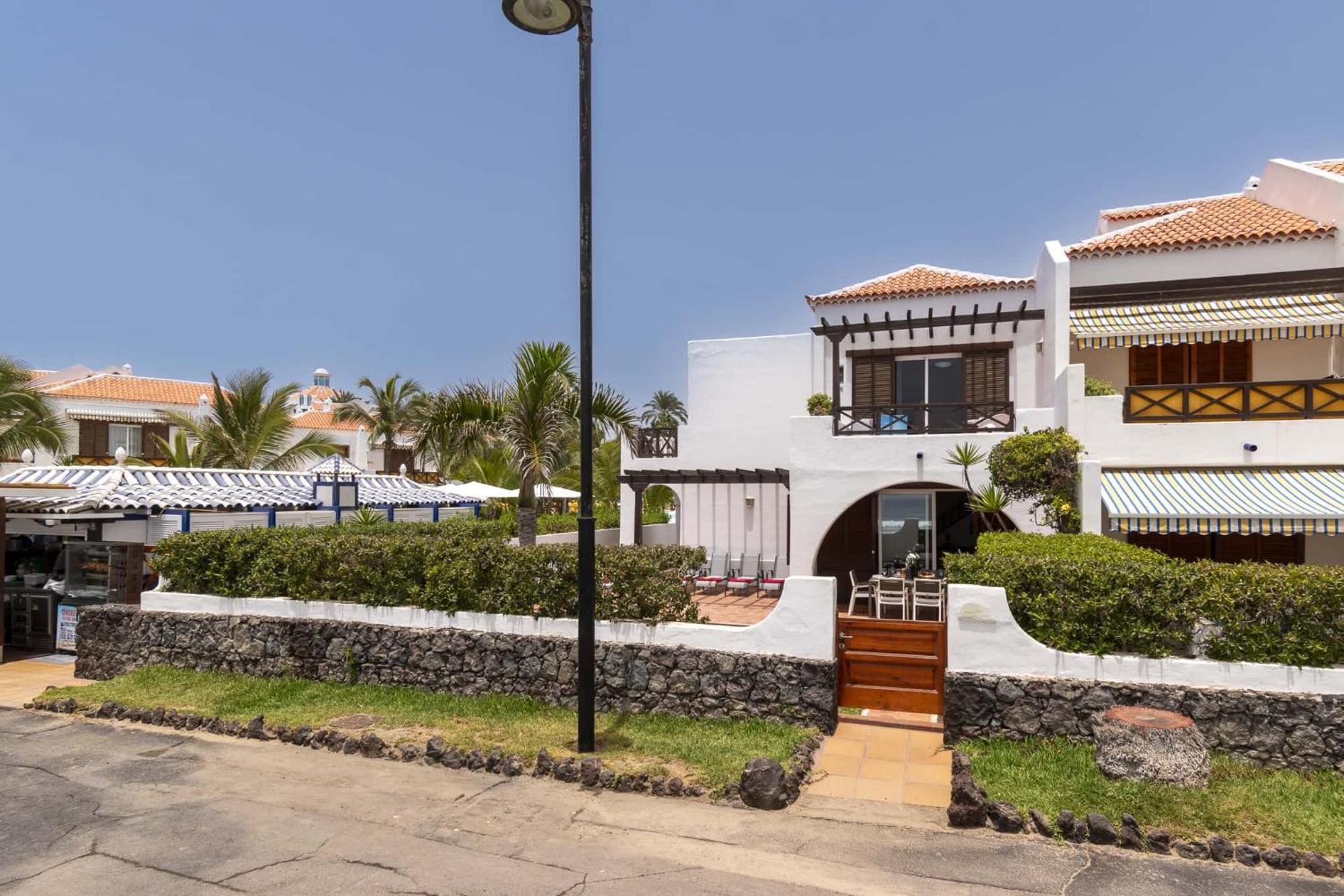 Parque Santiago III 235 - Four Bed Villa Playa de las Americas  Exterior photo