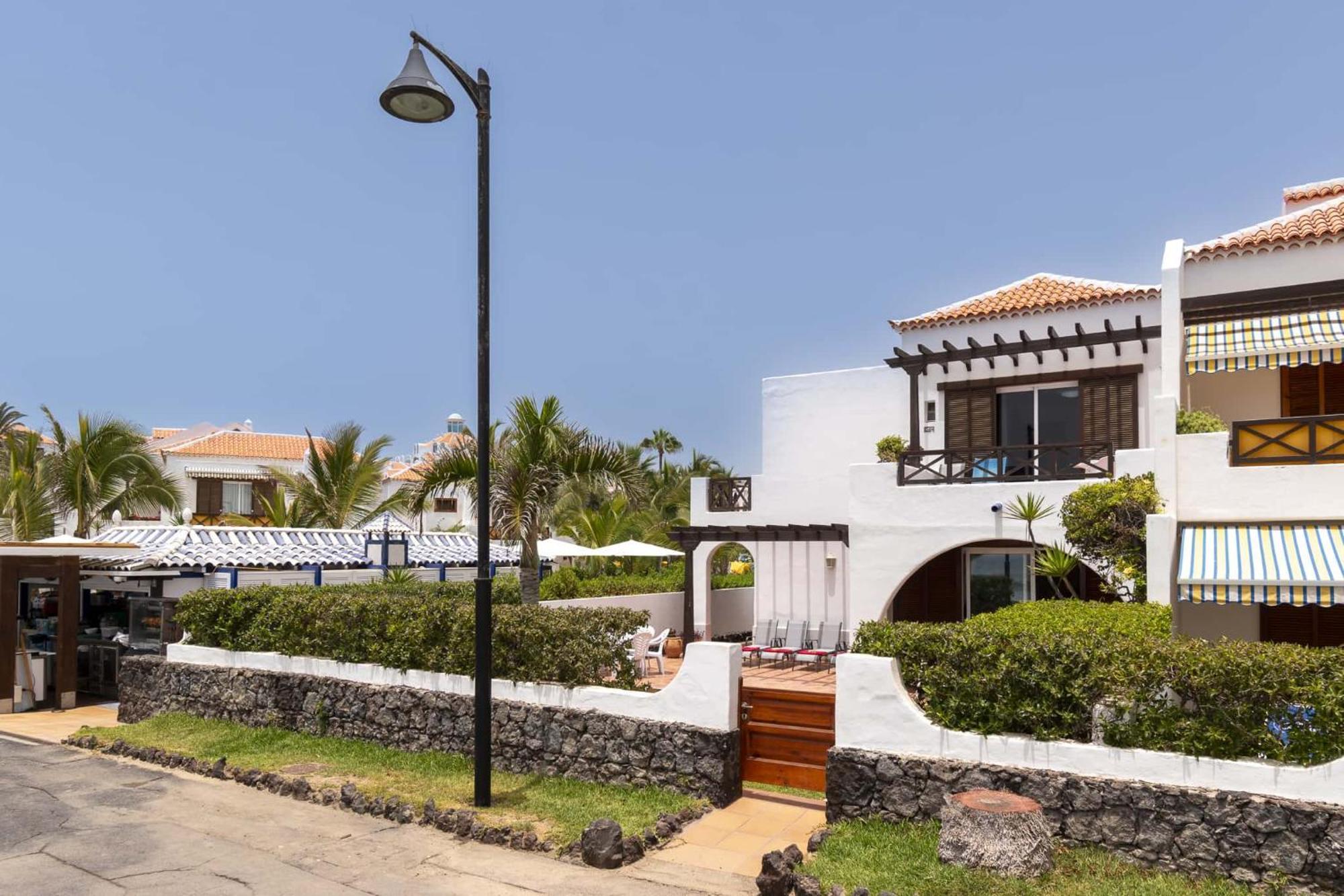 Parque Santiago III 235 - Four Bed Villa Playa de las Americas  Exterior photo